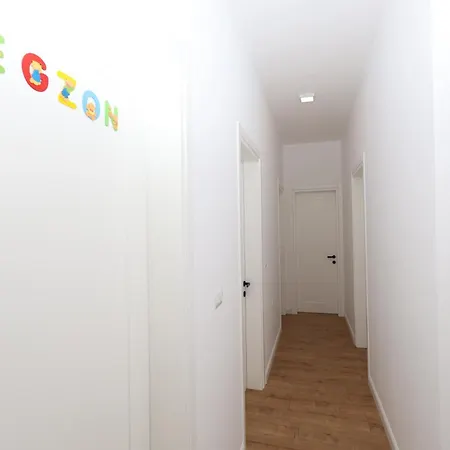 Albergue Baza - Swimming Pool Berati