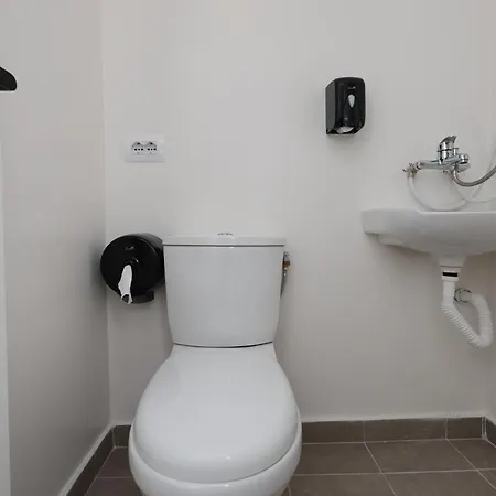 Baza - Swimming Pool * Berati