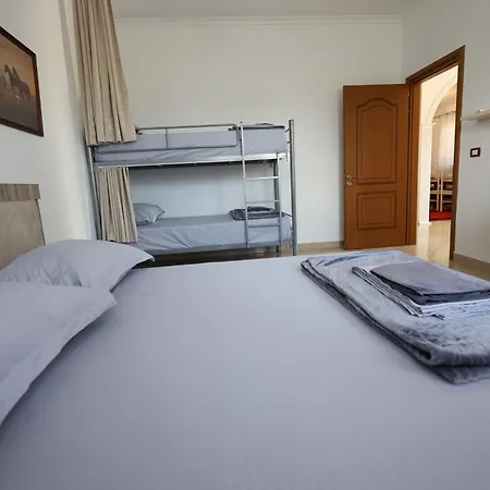 Albergue Baza - Swimming Pool