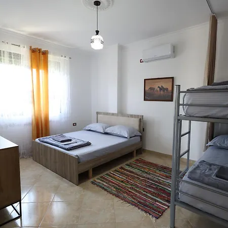 Baza - Swimming Pool