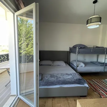 Albergue Baza - Swimming Pool Berati