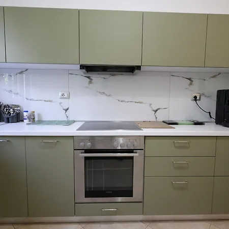 Baza - Swimming Pool بيرات