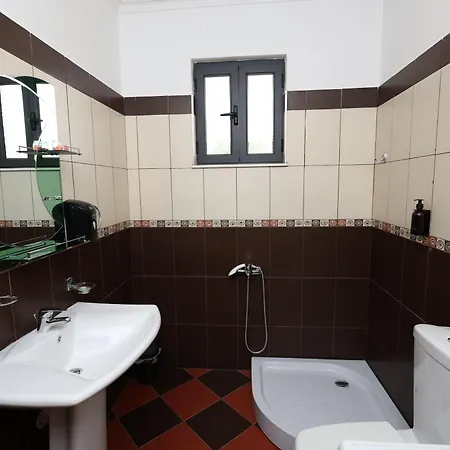 Hostel Baza - Swimming Pool *