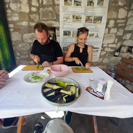 بيت شباب Baza - Swimming Pool