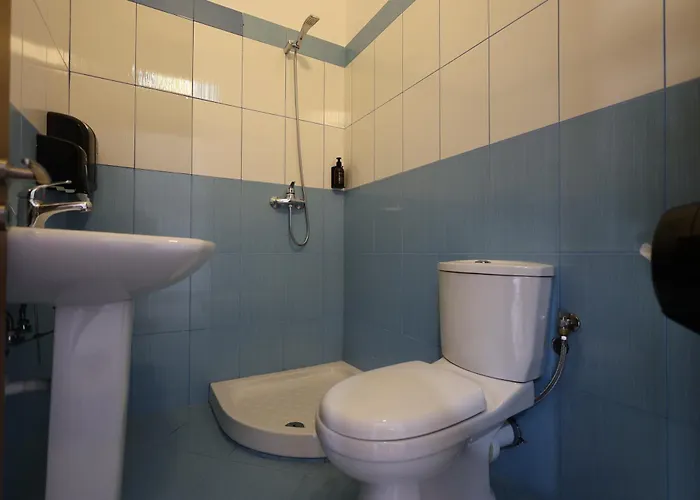 Hostel Baza - Swimming Pool *