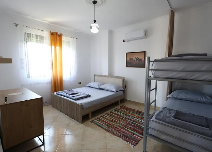 Baza - Swimming Pool