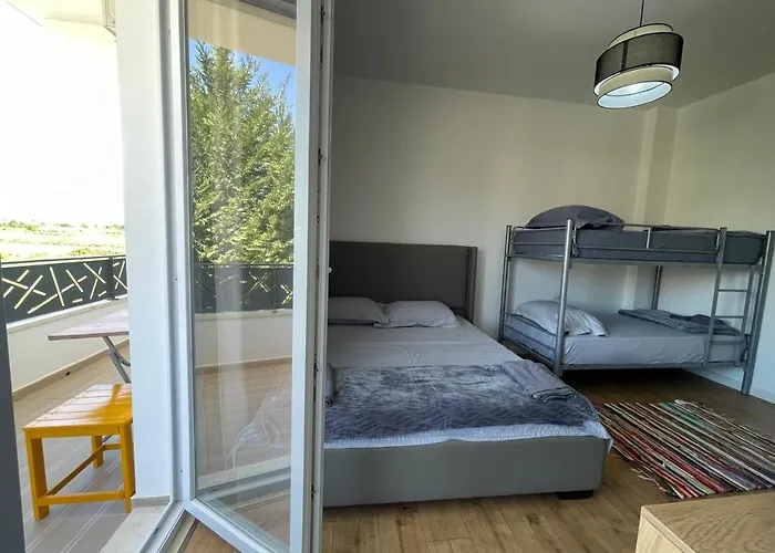 Baza - Swimming Pool Berat